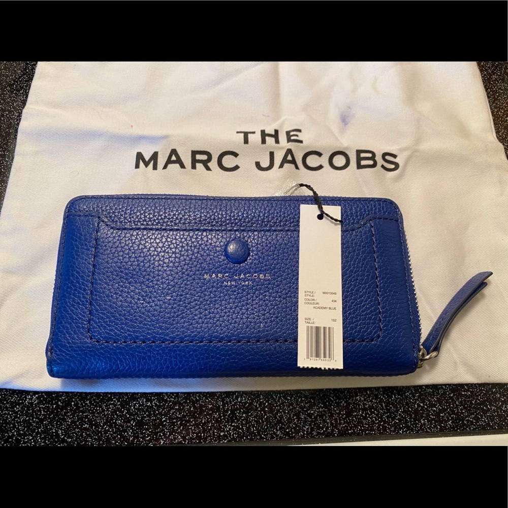 Large Full-size Mark Jacobs wallet